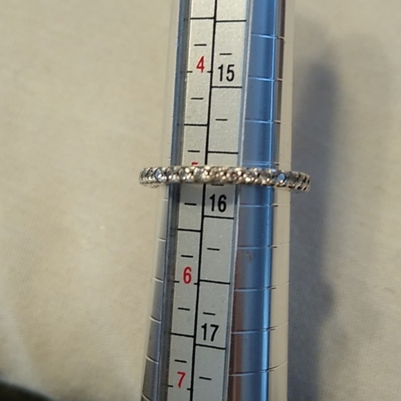 Pandora Classic Teardrop Pear Halo Ring, 925 Sterling Silver size 5 - Picture 5 of 9